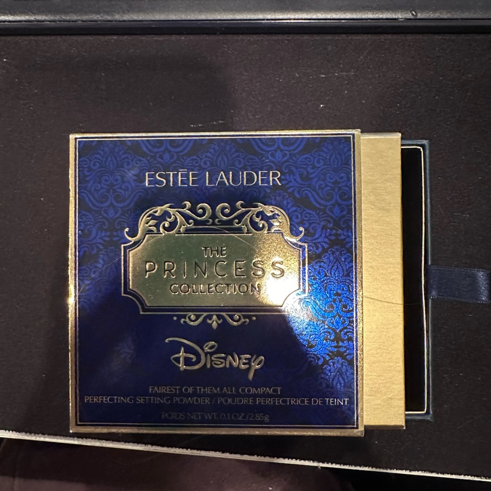 Estée Lauder x Disney  powder compact 
Fairest of them all